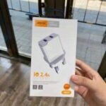 ASPOR A823 2.4 A IQ Home charger LED blue light 2 USB - Image 2