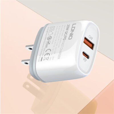 LDNIO Q229 20W PD+QC3.0 Fast Charger EU Plug -Lightning Cable