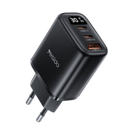 YESIDO YC69 Digital Display 30W Wall Charger 2 Type-C + 1 USB-A Phone Charging Adapter